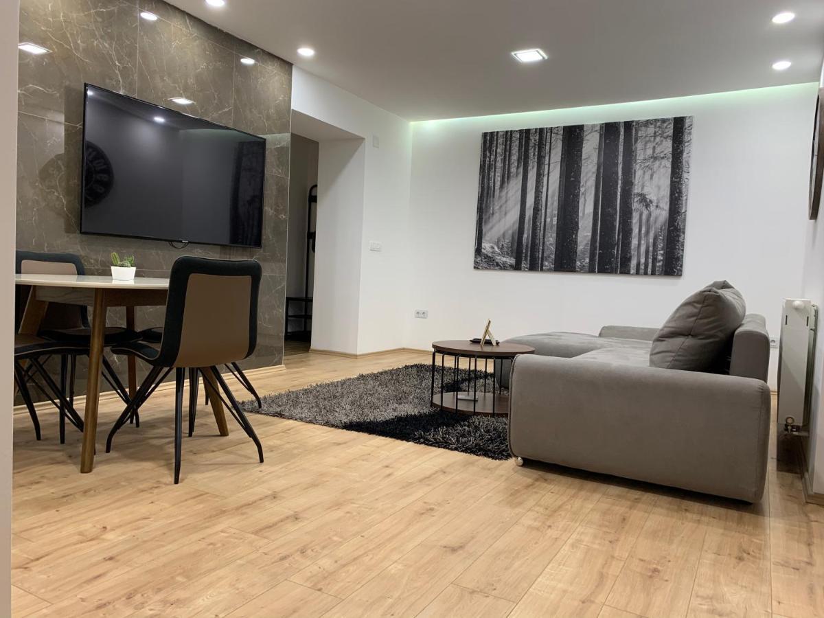 Black Apartment By Alex Rafael زغرب المظهر الخارجي الصورة